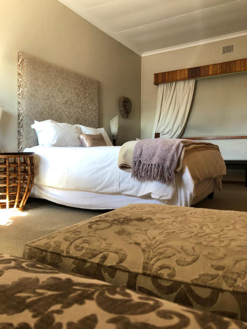 Sandra'S Guest House Langebaan Exterior photo